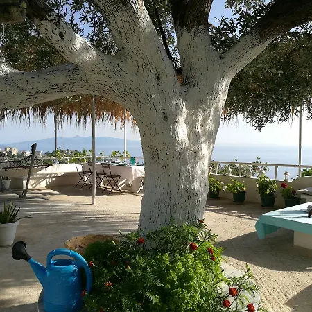 Relax 3*
